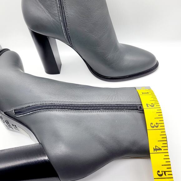 Vince Overton Graphite Gray Leather Block Heel Ankle Boots Women's Size 7 - Picture 11 of 13